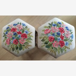 Kornblomster og roser p skammel