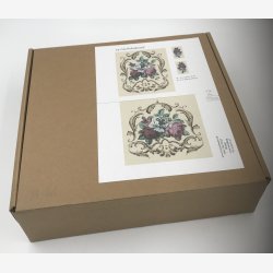 Roser i brun krans ryg og armln